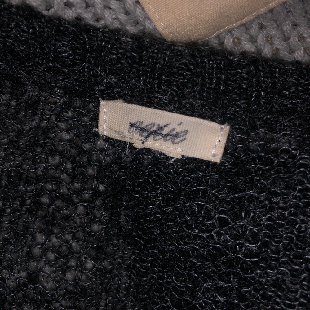 Cardigan - Picture 6 of 6